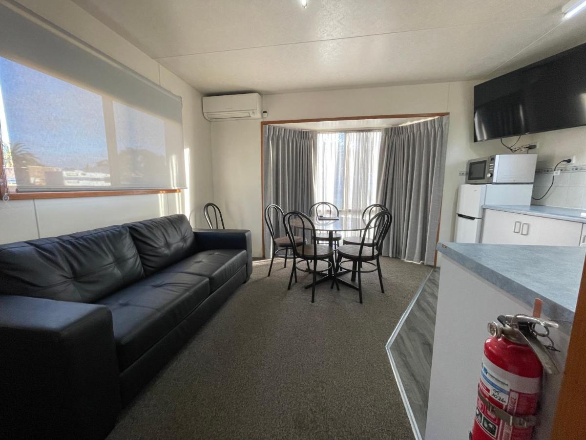 Acacia Caravan Park & Holiday Units Арарат Екстер'єр фото