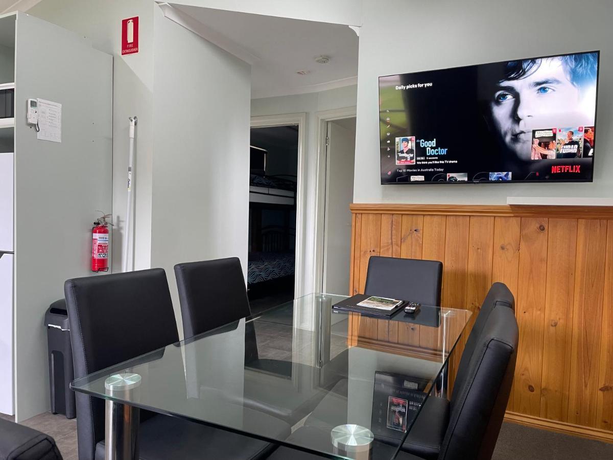 Acacia Caravan Park & Holiday Units Арарат Екстер'єр фото