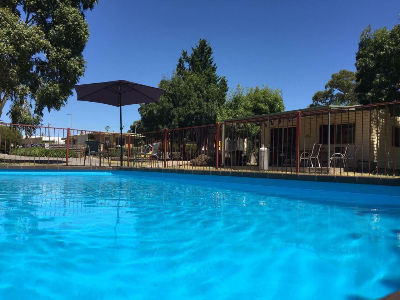 Acacia Caravan Park & Holiday Units Арарат Екстер'єр фото