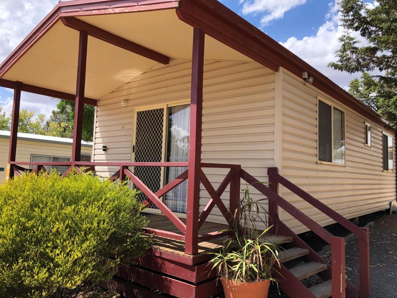 Acacia Caravan Park & Holiday Units Арарат Екстер'єр фото